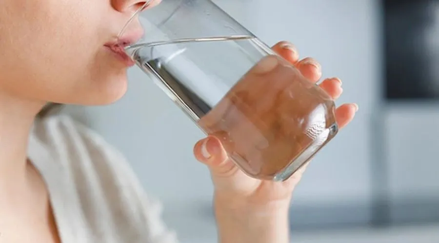 Não xử lý chậm đi thế nào khi bạn uống thiếu nước?